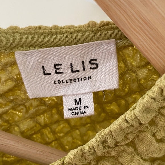 Le Lis Sleeveless Textured Green Mini Dress - Picture 2 of 3